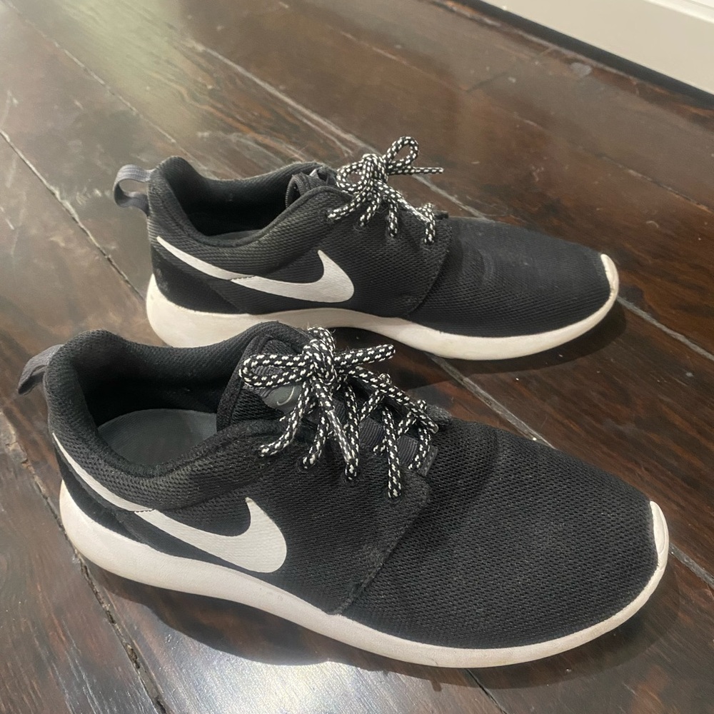 Nike roshes - Picture 4 of 4